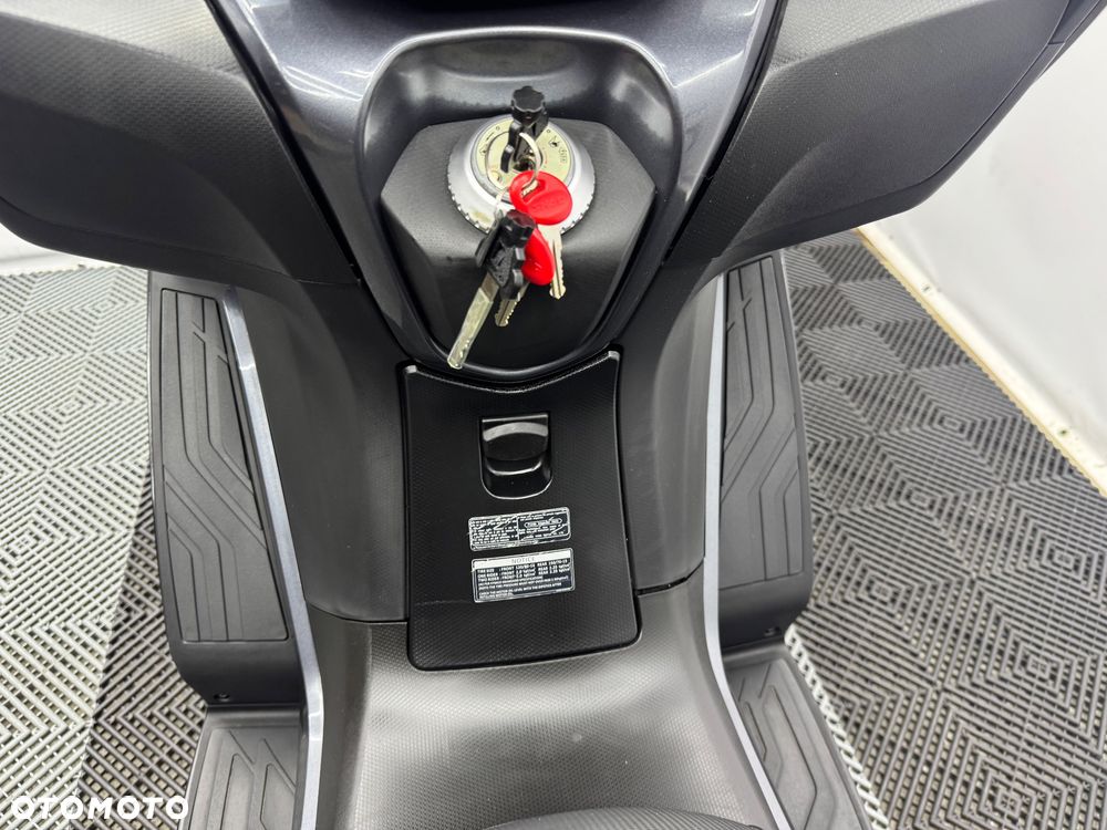 Kymco Downtown - 21