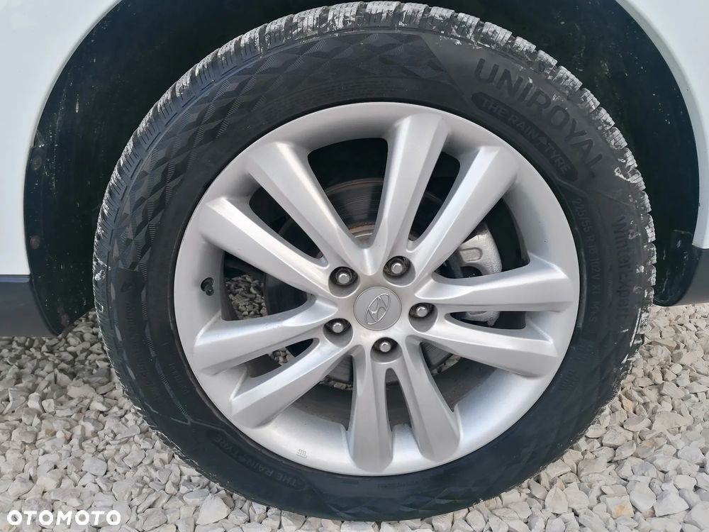 Hyundai ix35 2.0 CRDi 4WD Premium - 26