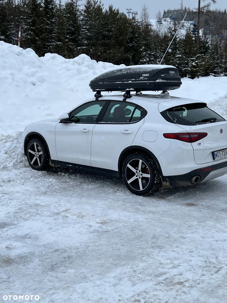 Alfa Romeo Stelvio - 39