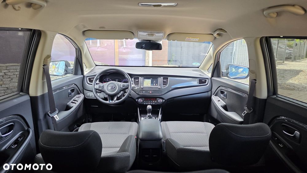 Kia Carens 1.7 CRDi Business Line 7os - 9