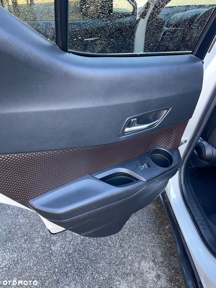 Toyota C-HR Lounge - 16