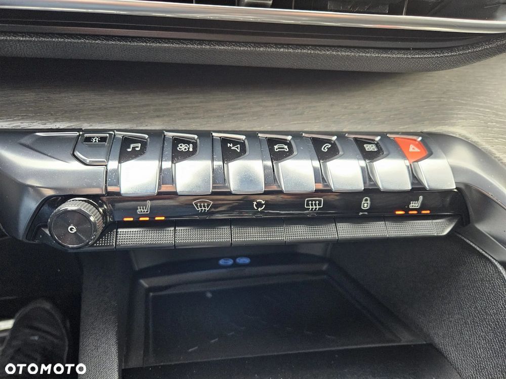 Peugeot 5008 BlueHDi 180 EAT6 GT - 26