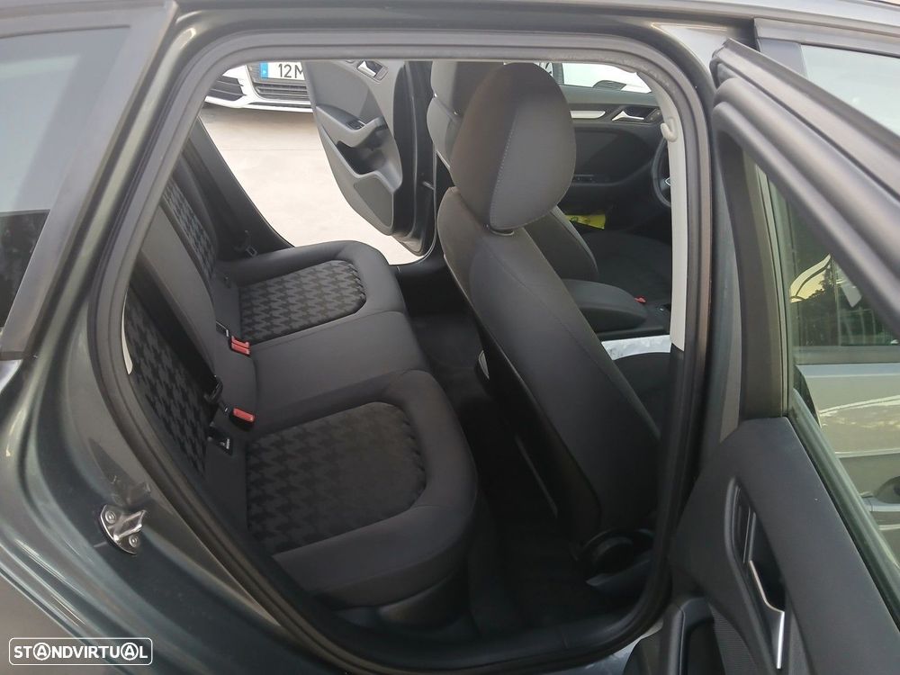 Audi A3 Sportback 1.6 TDI - 12