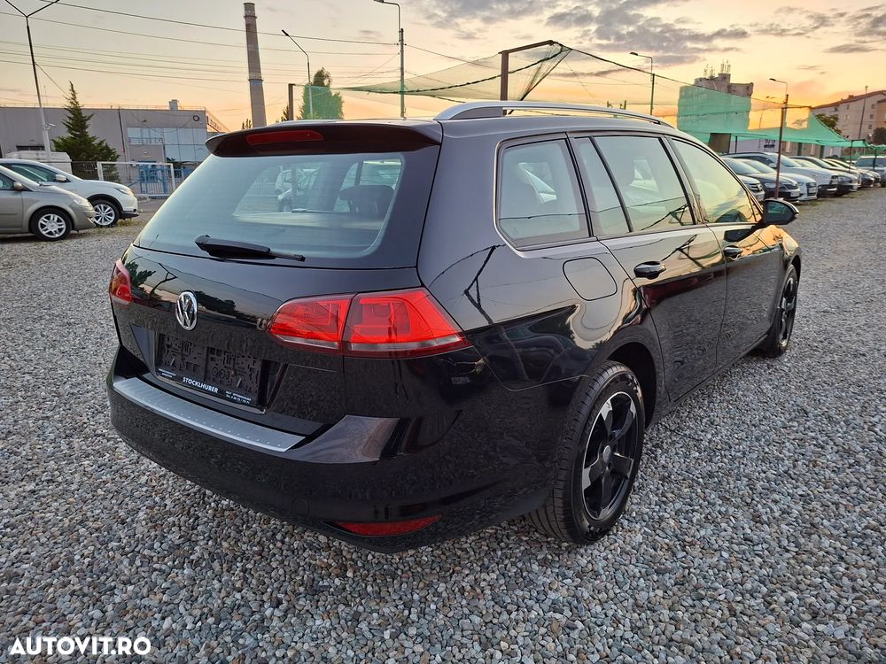 Volkswagen Golf - 4