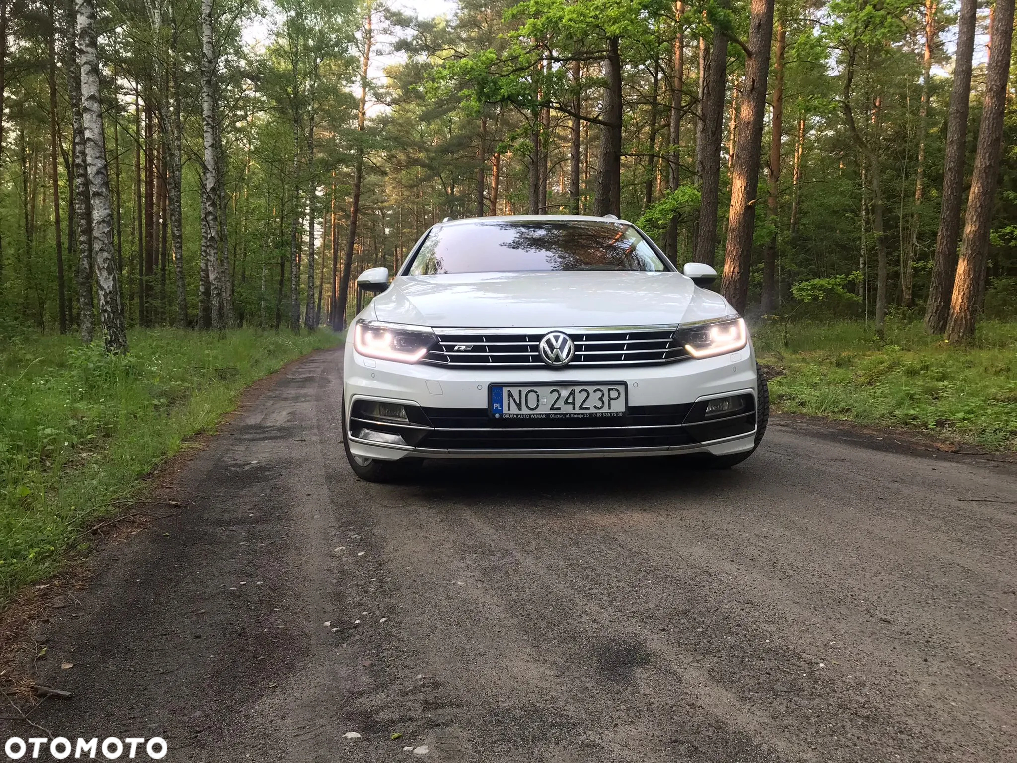 Volkswagen Passat - 16