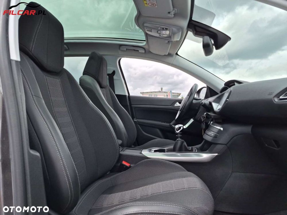 Peugeot 308 - 15