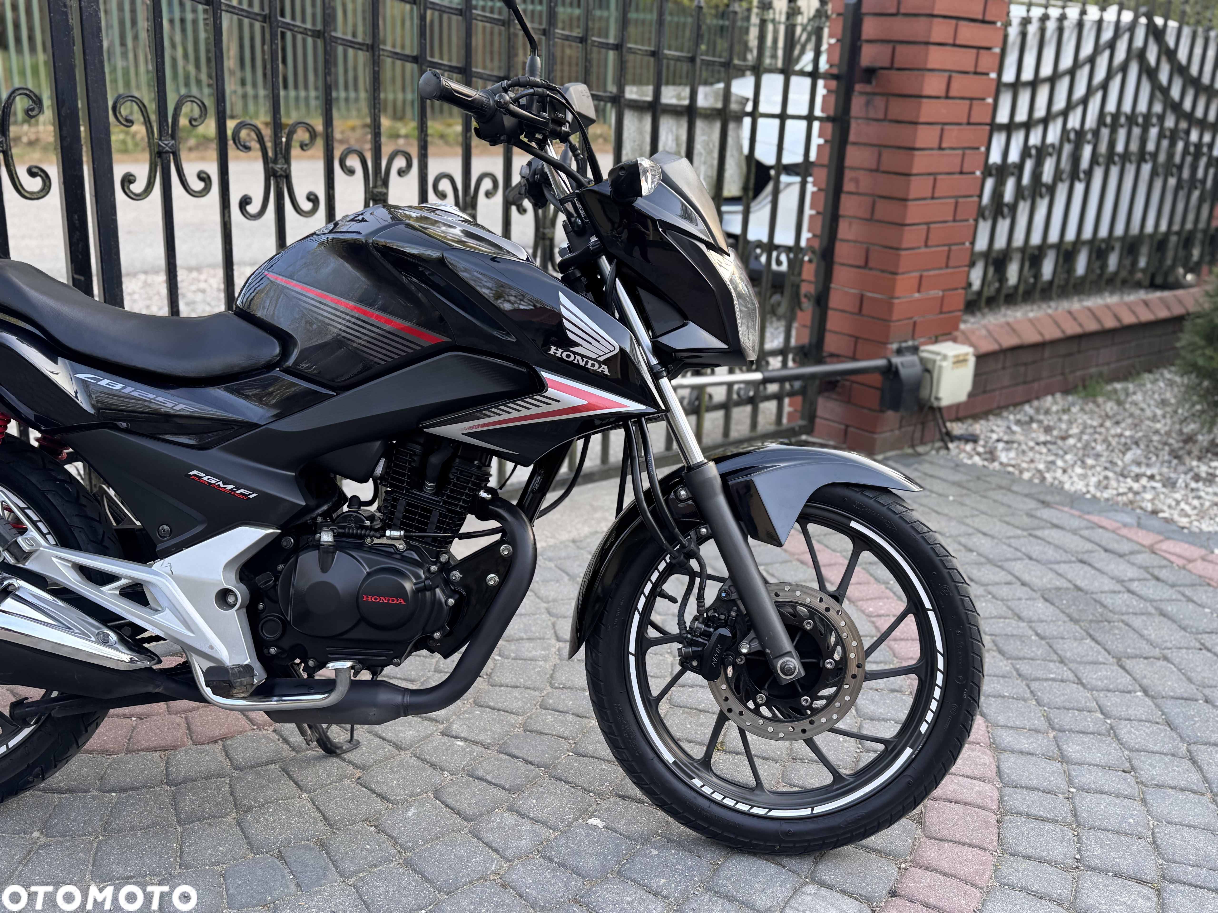 Honda CB - 10