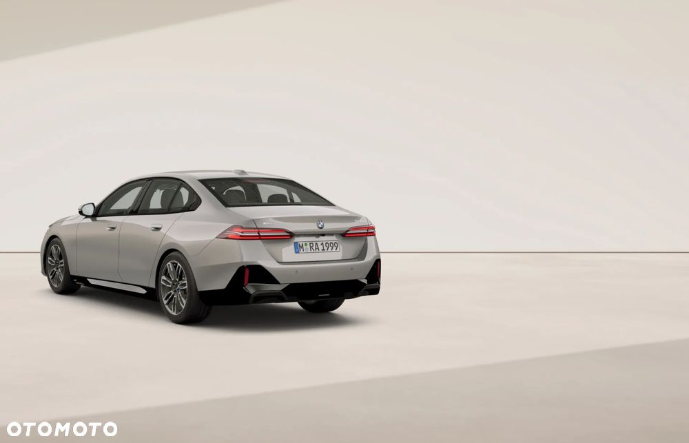 BMW Seria 5 520d xDrive mHEV M Sport - 7