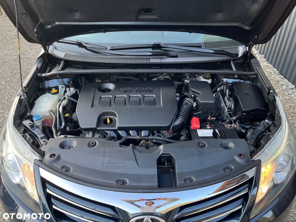 Toyota Avensis - 38