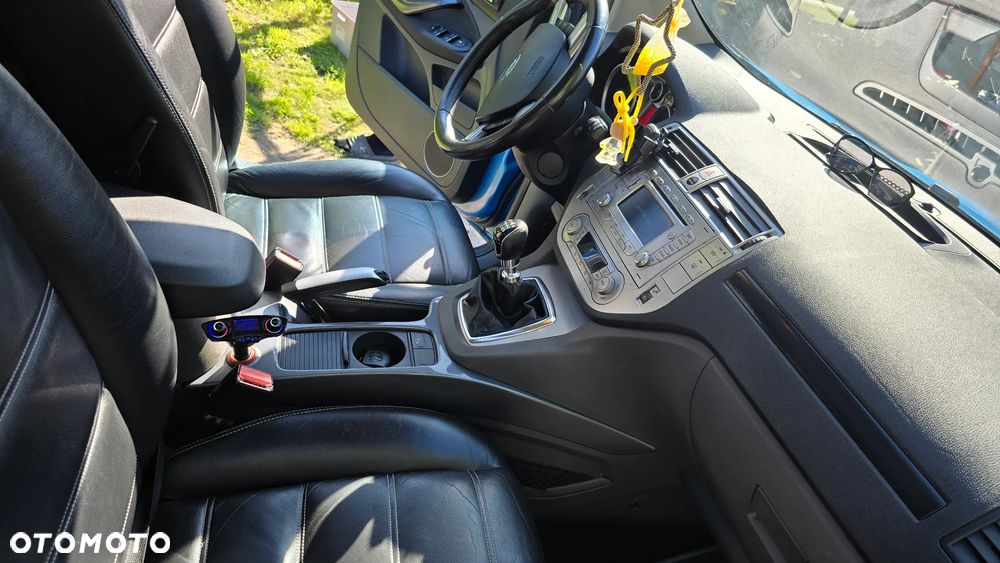 Ford Kuga 2.0 TDCi 4x4 Titanium - 3