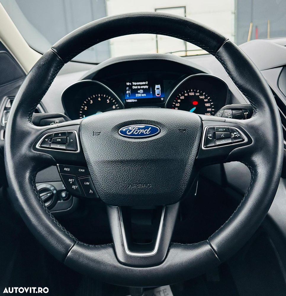 Ford Kuga 1.5 EcoBoost 2x4 Business Edition - 31
