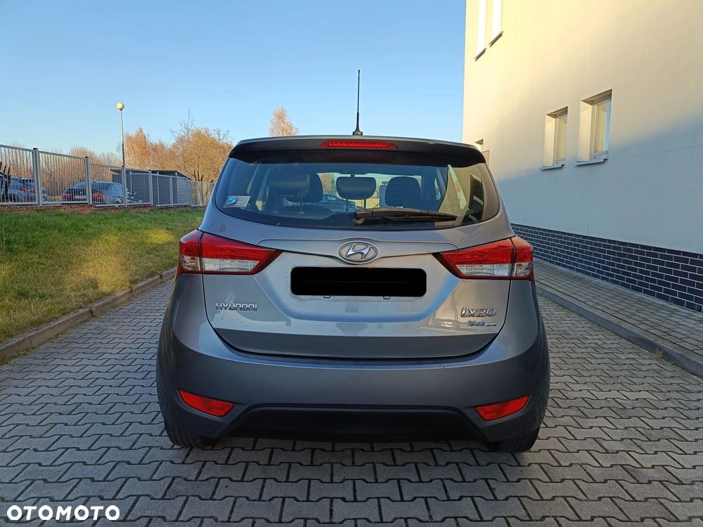 Hyundai ix20 1.4 CRDi blue Comfort - 11