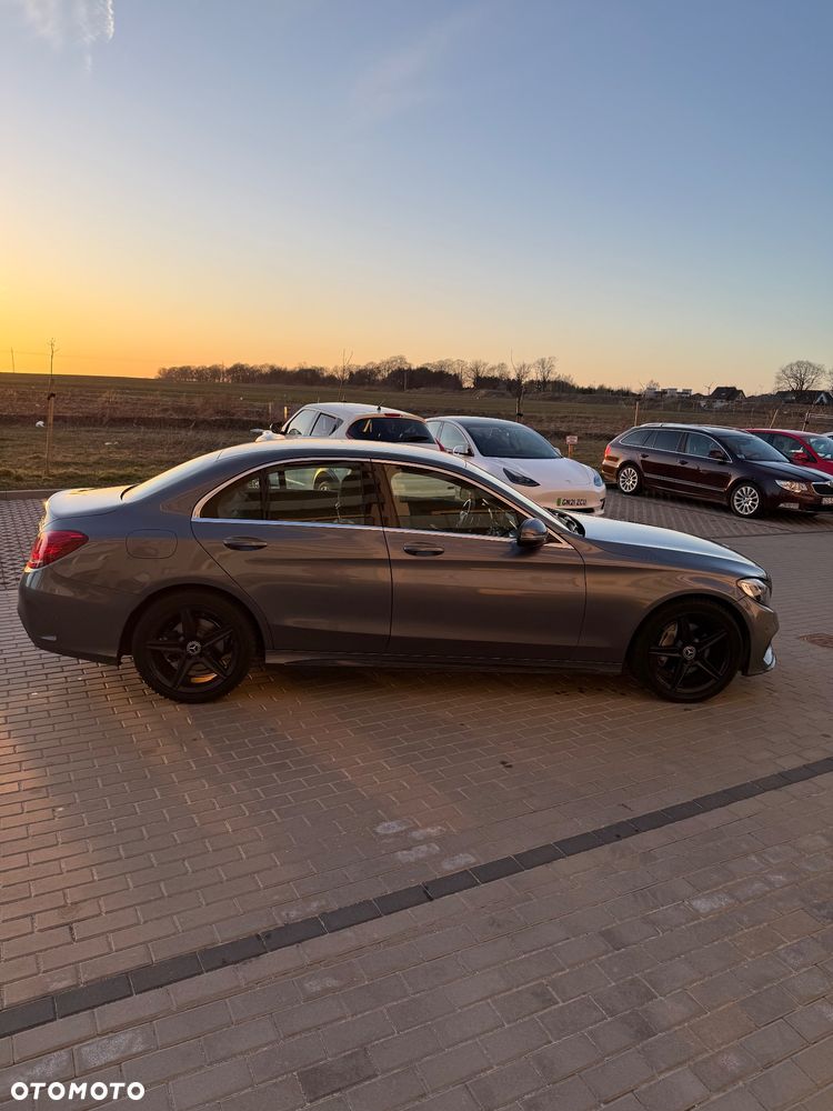 Mercedes-Benz Klasa C 200 4-Matic 9G-TRONIC - 9