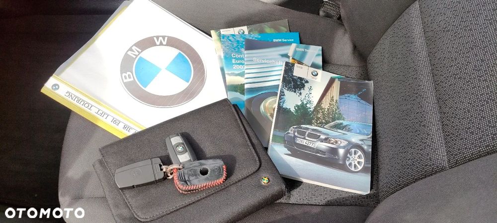 BMW Seria 3 318d - 39