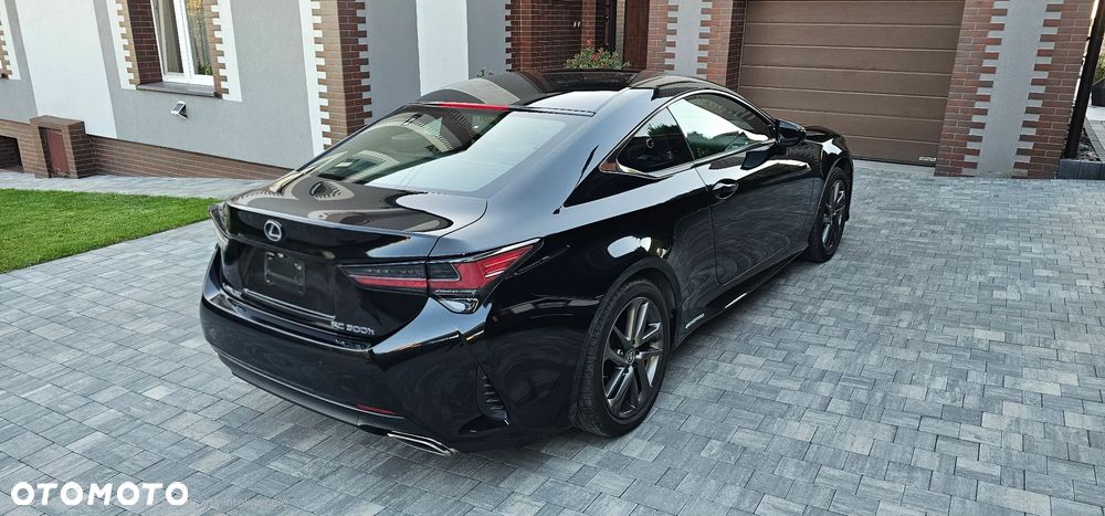 Lexus RC - 19