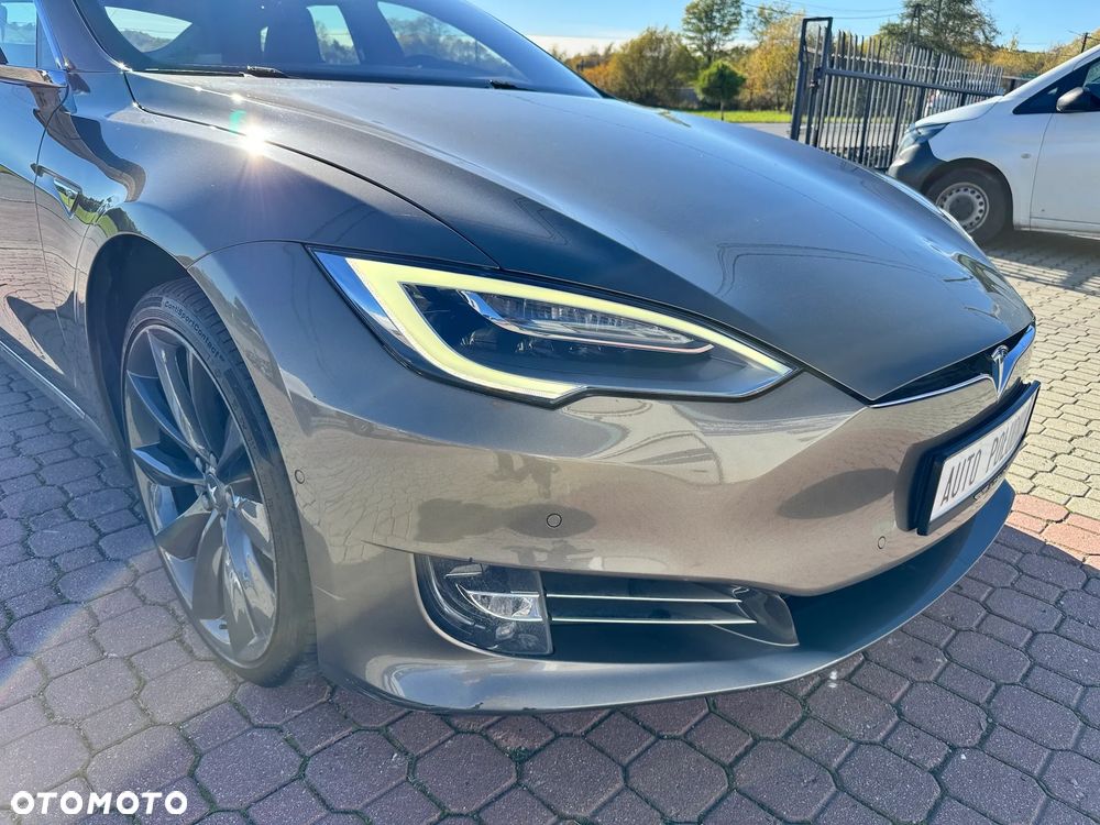 Tesla Model S Long Range Plus - 15