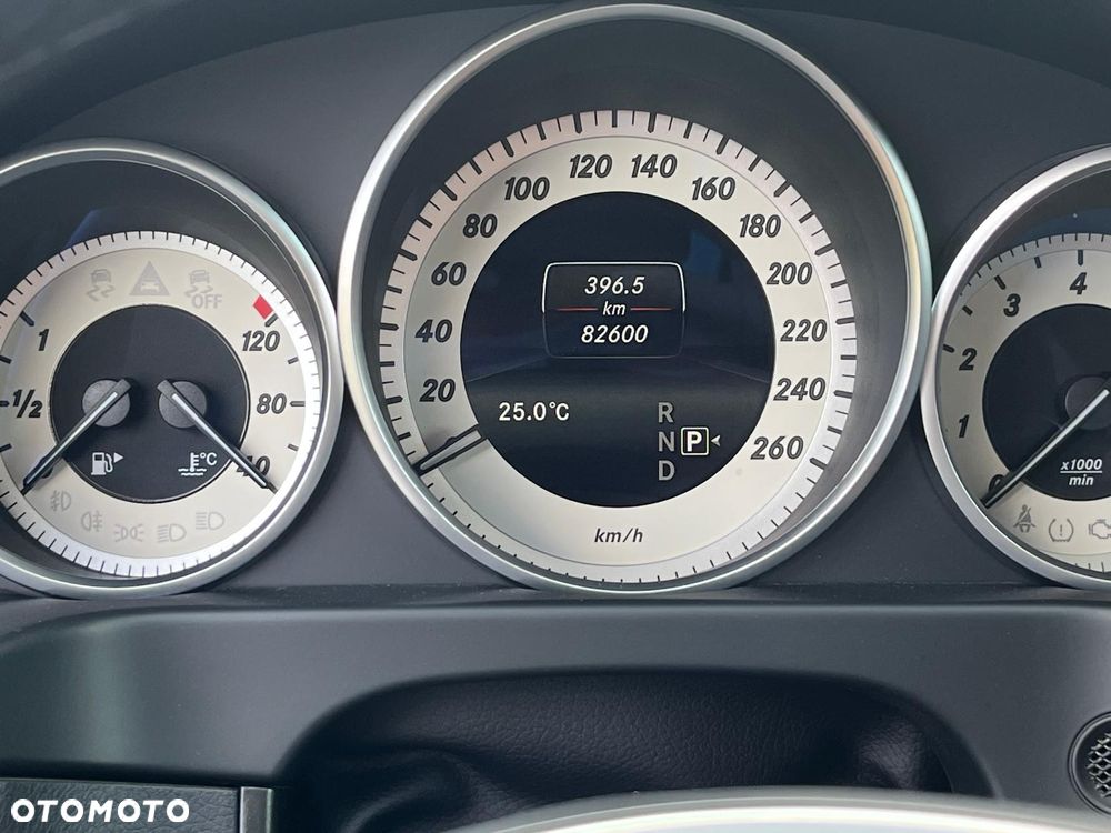 Mercedes-Benz Klasa E 200 7G-TRONIC Avantgarde - 17