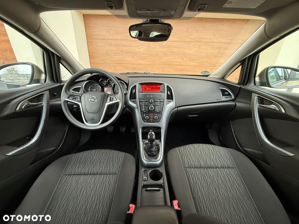 Opel Astra - 11