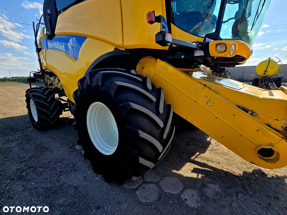 New Holland Cx8070 - 24