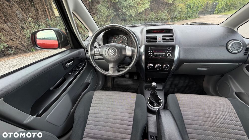 Suzuki SX4 - 30