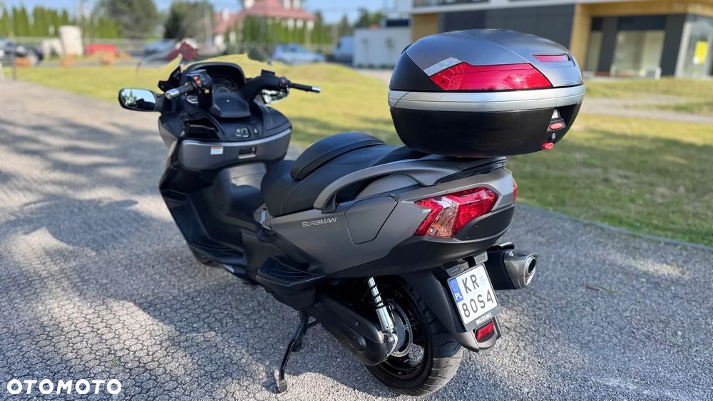 Suzuki Burgman - 7