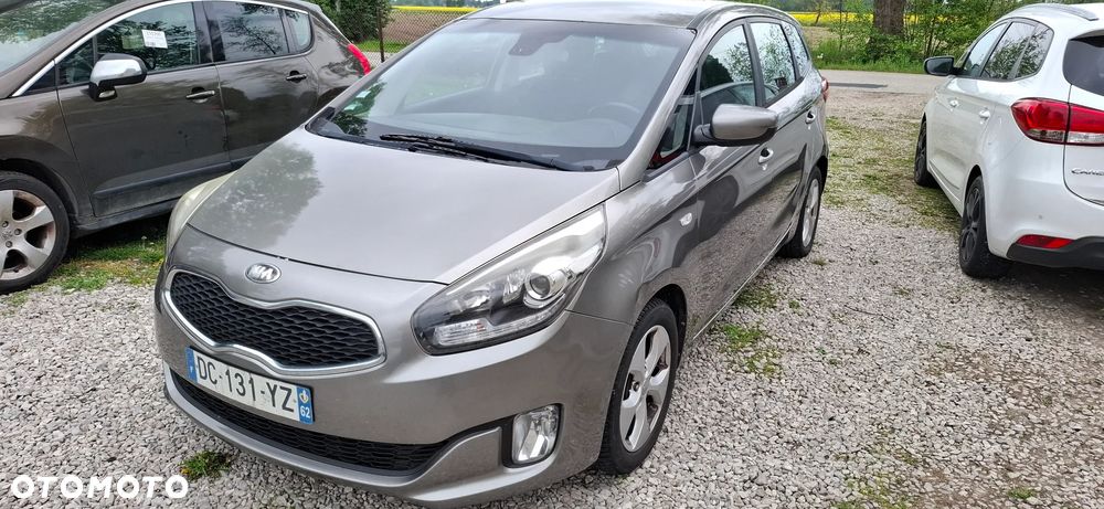 Kia Carens