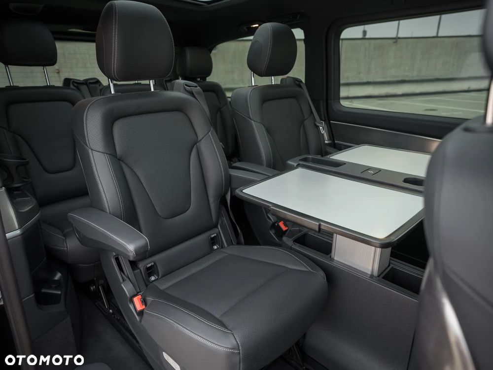 Mercedes-Benz Klasa V 300 d 4-Matic Exclusive 9G-Tronic (d³ugi) - 28