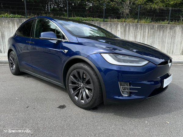 Tesla Model X 75D