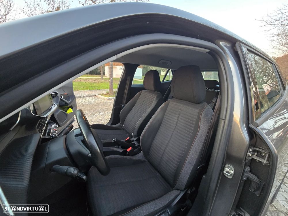 Peugeot 2008 PureTech 130 GPF Stop&Start Active - 12