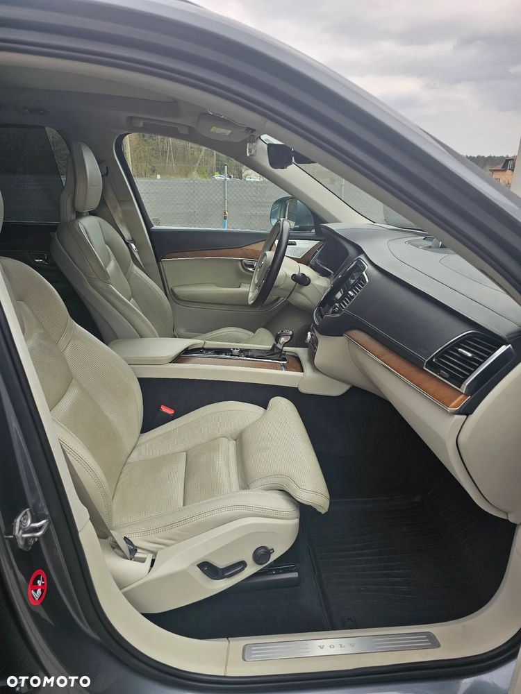 Volvo XC 90 T6 AWD Inscription 7os - 27