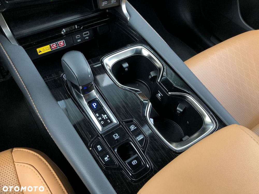 Lexus RX 450h+ Prestige - 26