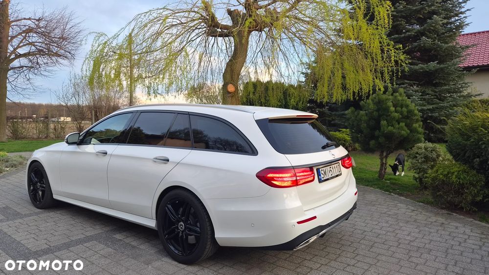 Mercedes-Benz Klasa E 450 4Matic 9G-TRONIC - 2