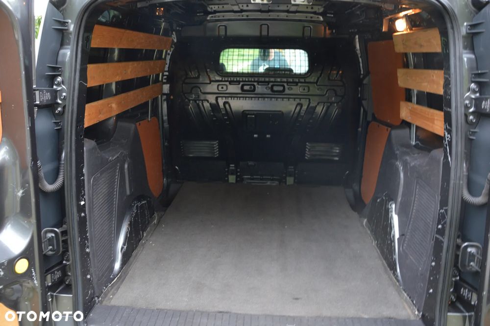 Ford TRANSIT CONNECT - 13