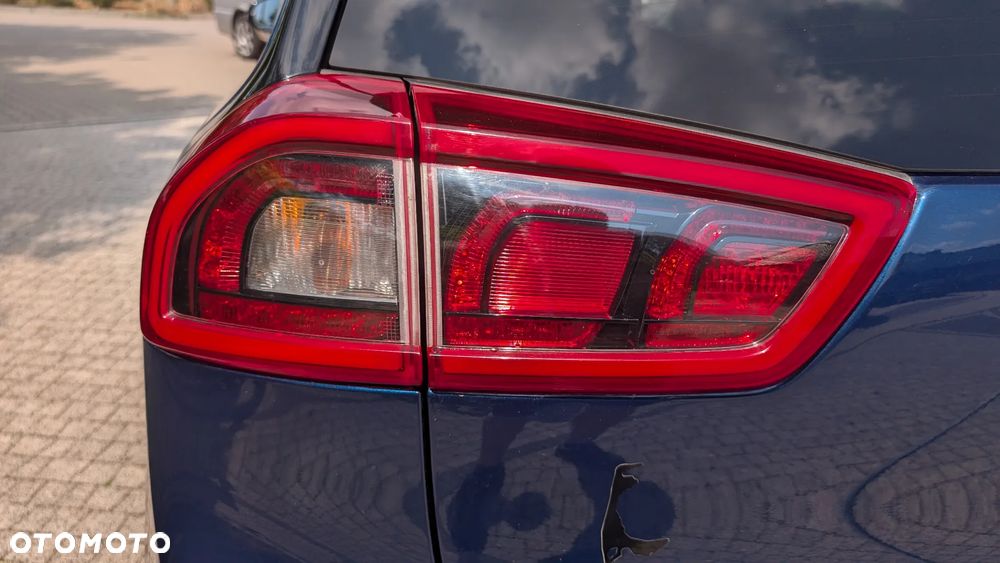 Kia Niro 1.6 GDI HEV 2WD OPF Edition 7 - 30