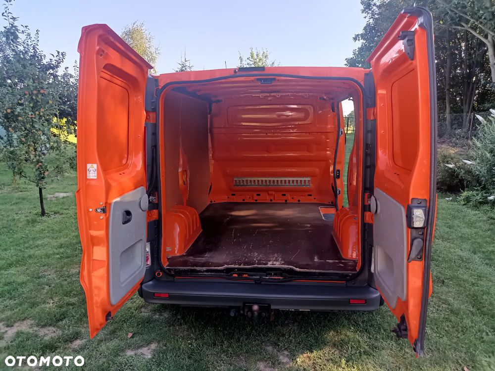 Opel Vivaro - 19