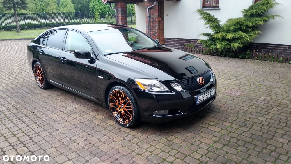 Lexus GS - 1