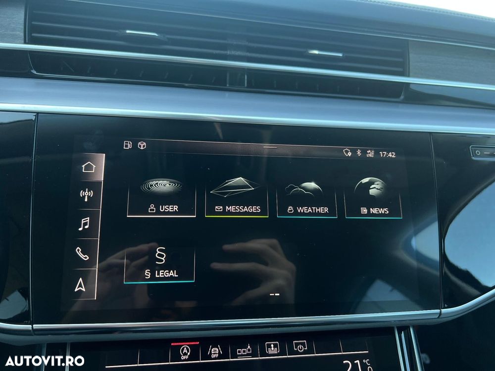 Audi A8 - 30