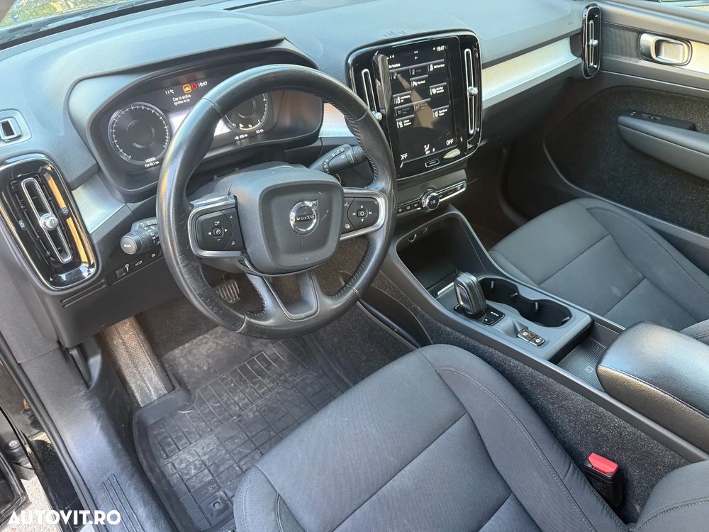 VOLVO XC40 2021 — imagine 5