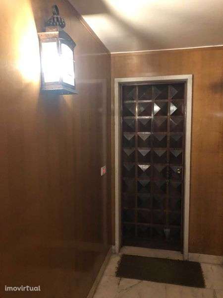 Vende-se apartamento Praça de Alvalade- Não se aceita imobiliárias ! - Grande imagem: 3/12