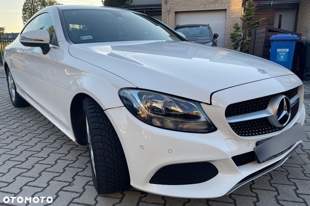 Mercedes-Benz Klasa C 200 4-Matic 9G-TRONIC - 6