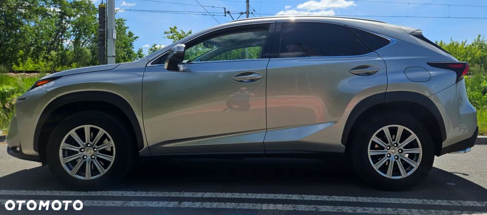 Lexus NX 200t Elite AWD - 4