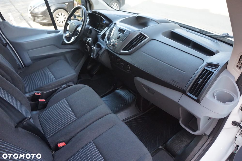Ford Transit - 16