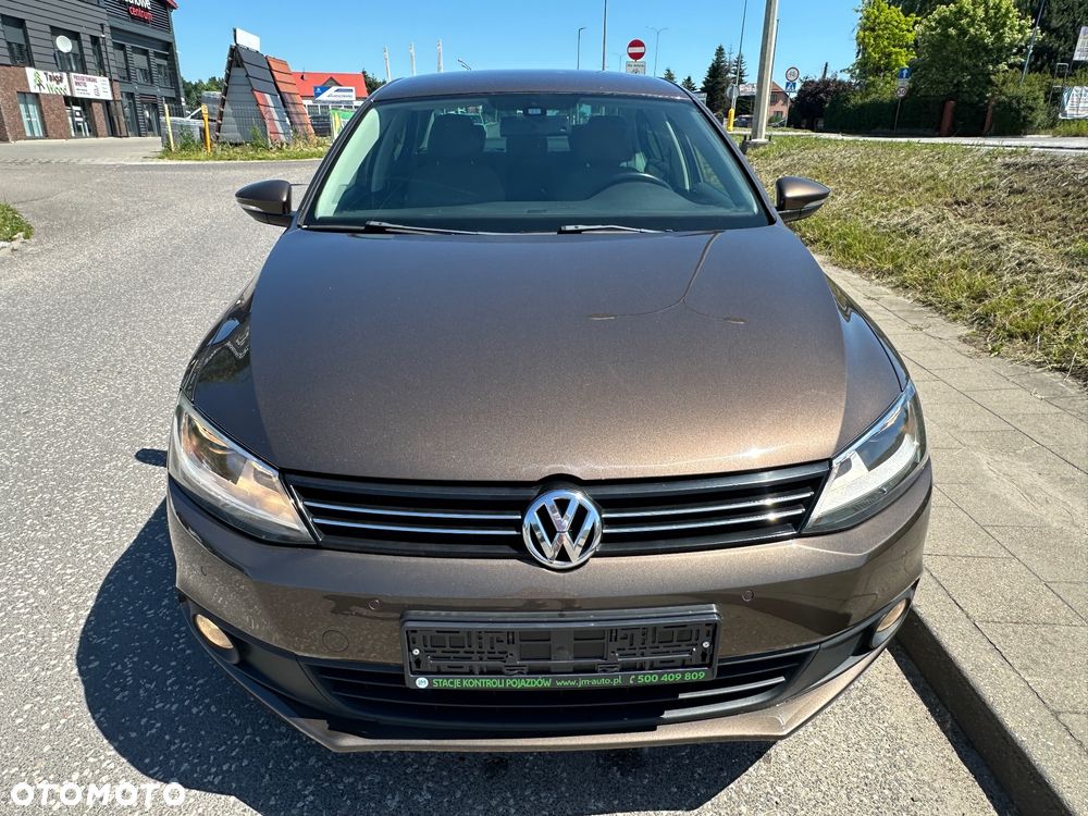 Volkswagen Jetta 1.6 TDI Blue Motion Technology Life - 7