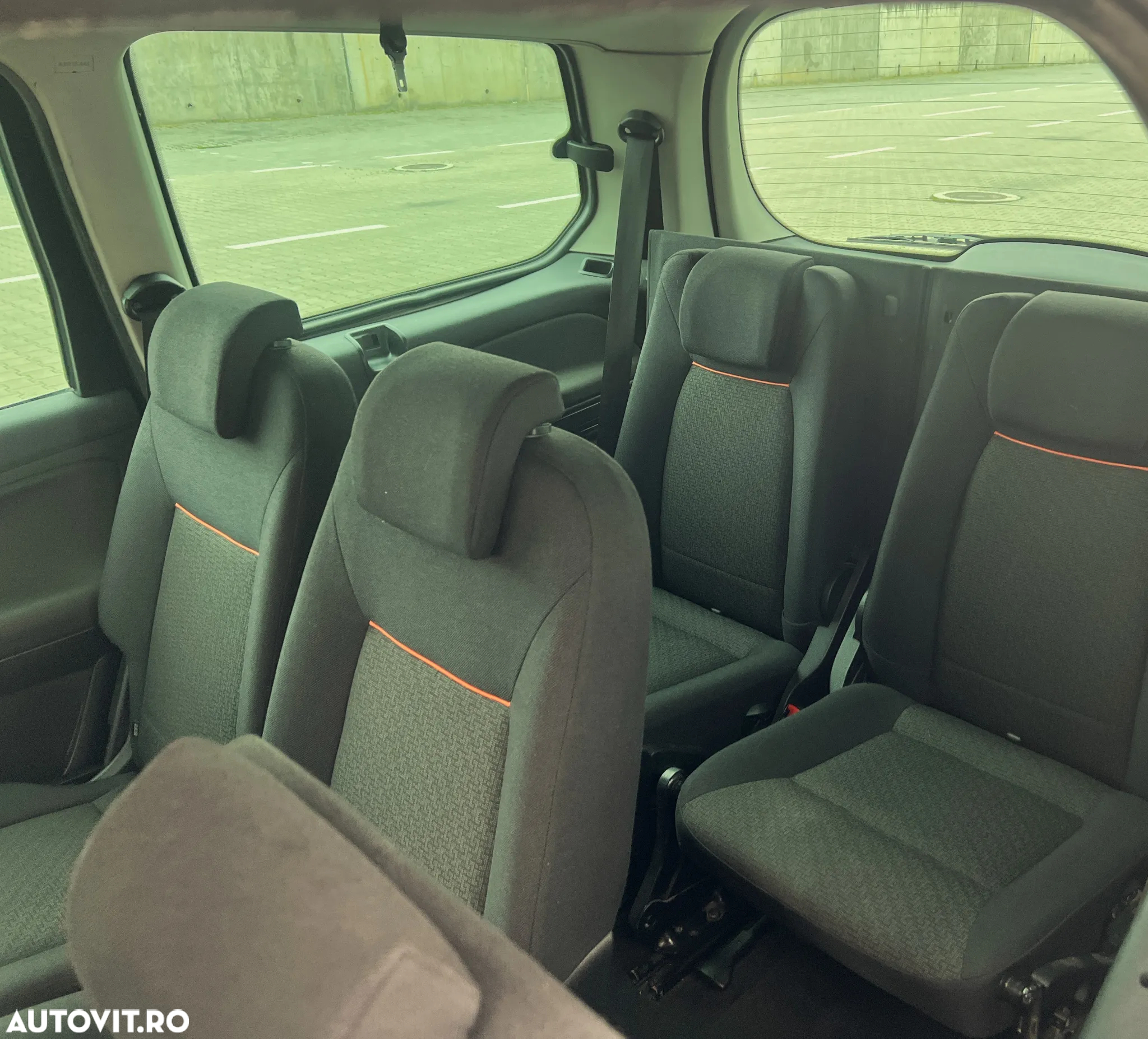 Ford Galaxy 2.0 TDCi DPF Trend - 8