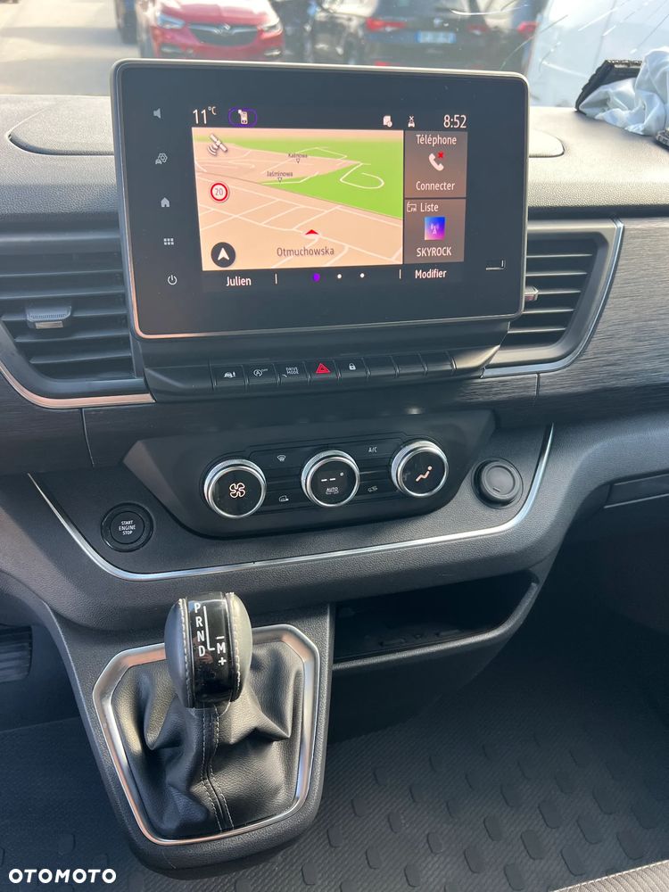 Renault Trafic Grand 2.0 dCi EDC - 13