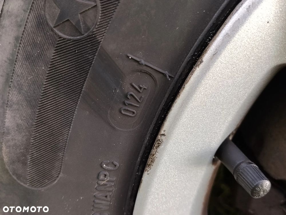 Ford Fiesta 1.25 Trend - 33