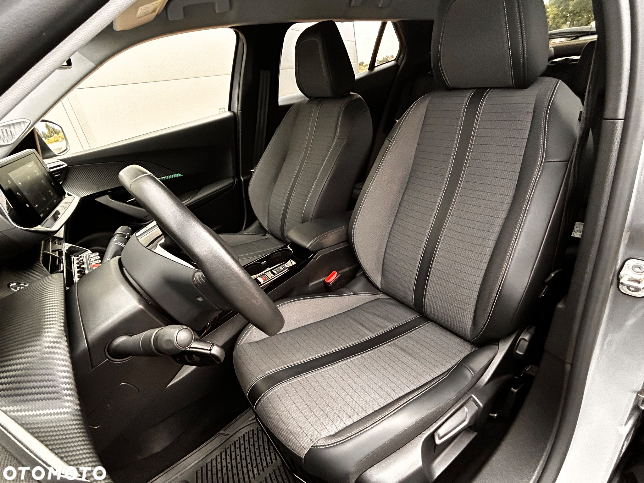 Peugeot 2008 - 26