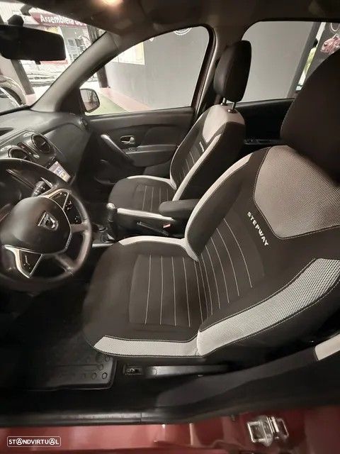Dacia Sandero 0.9 TCe Stepway - 11