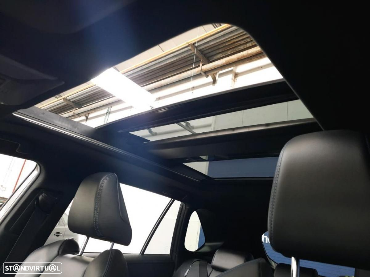 Toyota RAV4 2.5 HDF Lounge - 9