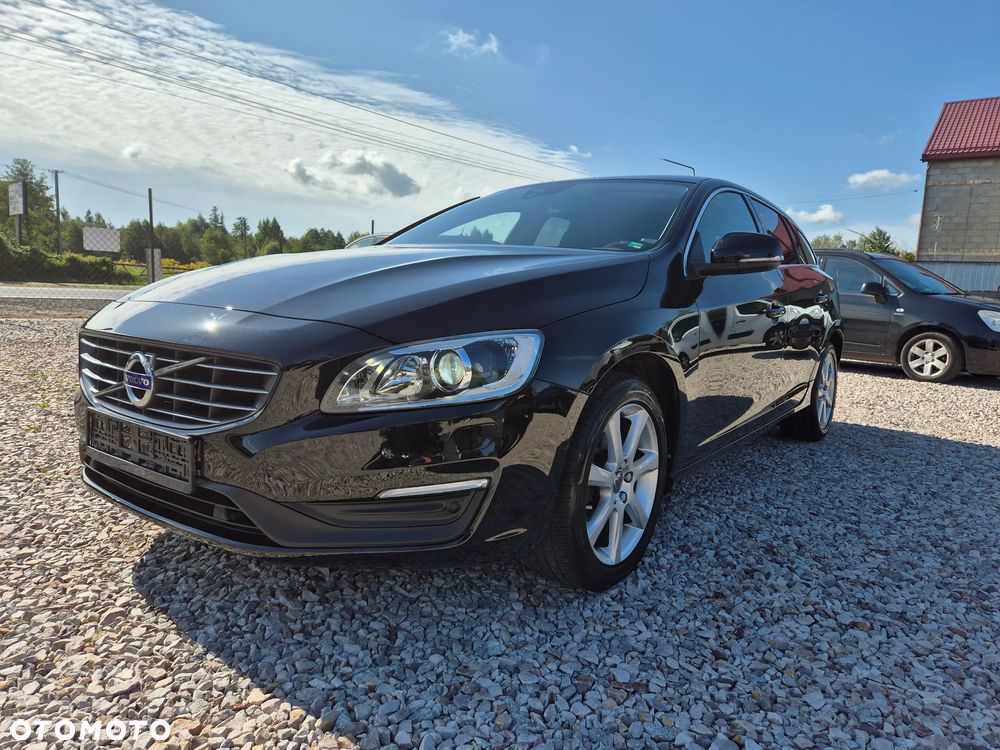 Volvo V60 D3 Momentum - 18